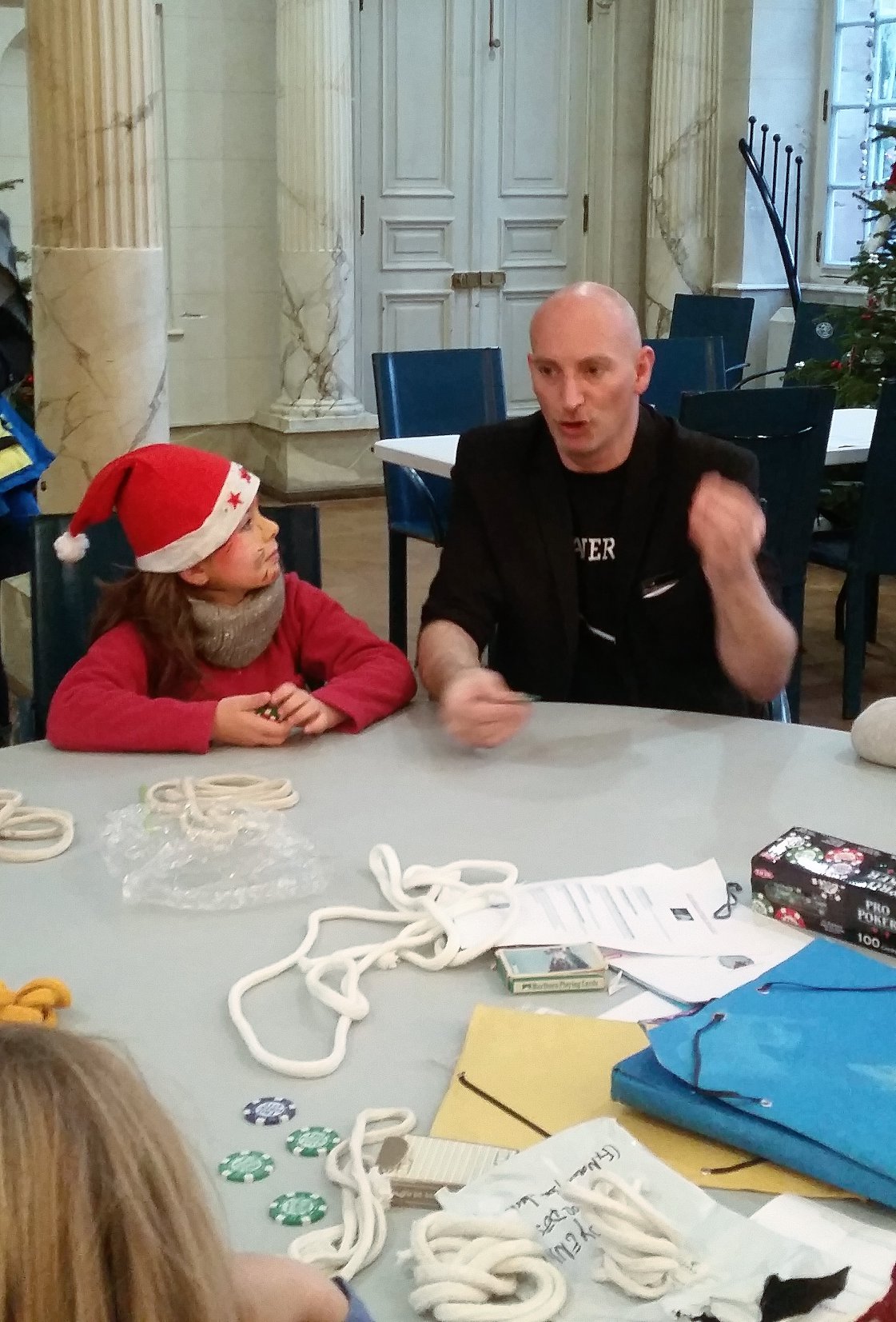 Atelier Magie avec Majerik Votre Magicien. Magie anniversaire enfant. Mulhouse