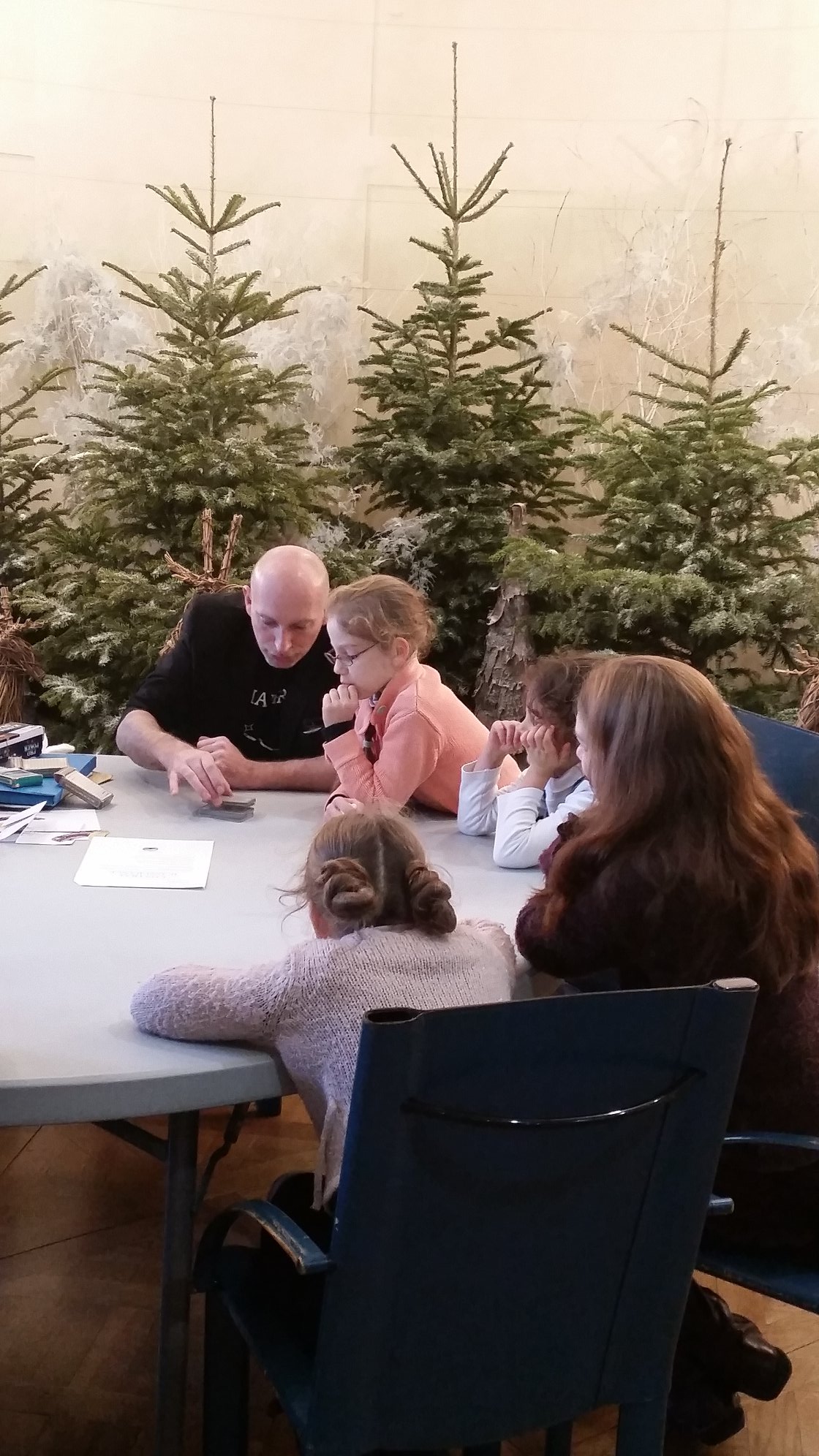 Atelier Magie avec Majerik Votre Magicien. Magie anniversaire enfant. Belfort